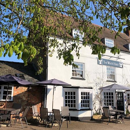 The White Hart Hotel Sherington Exterior foto